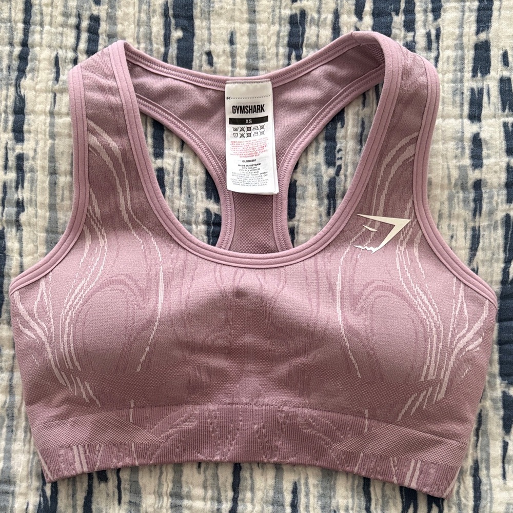 Gymshark Racerback Sports Bra in Violet/Light Pink